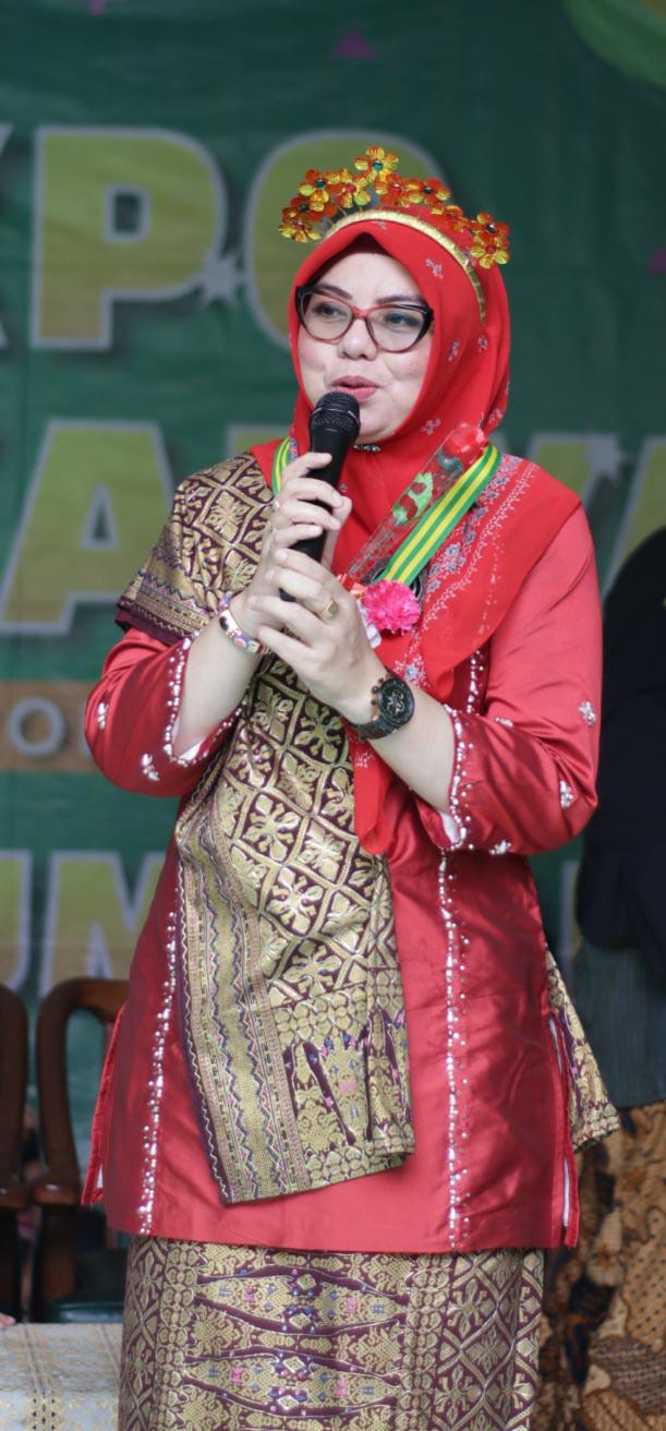 Foto Rani Budiarti, SST.PA